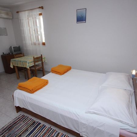 Apartments By The Sea Vis - 2470 Oda fotoğraf